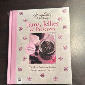 Grandma's Special Recipes: Jams, Jellies & Preserves Book